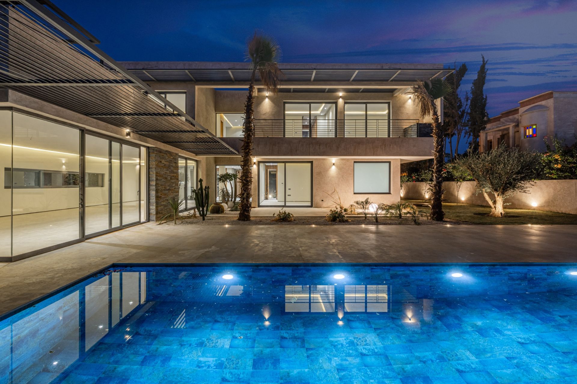 villa 8 Rooms for sale on Marrakech (40000)