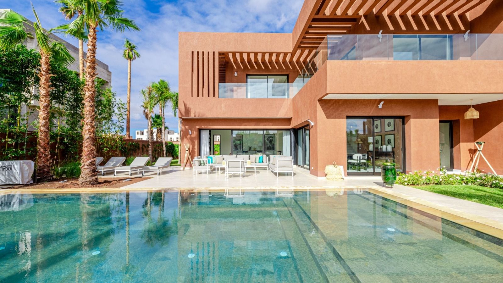 villa 6 Rooms for sale on Marrakech (40000)