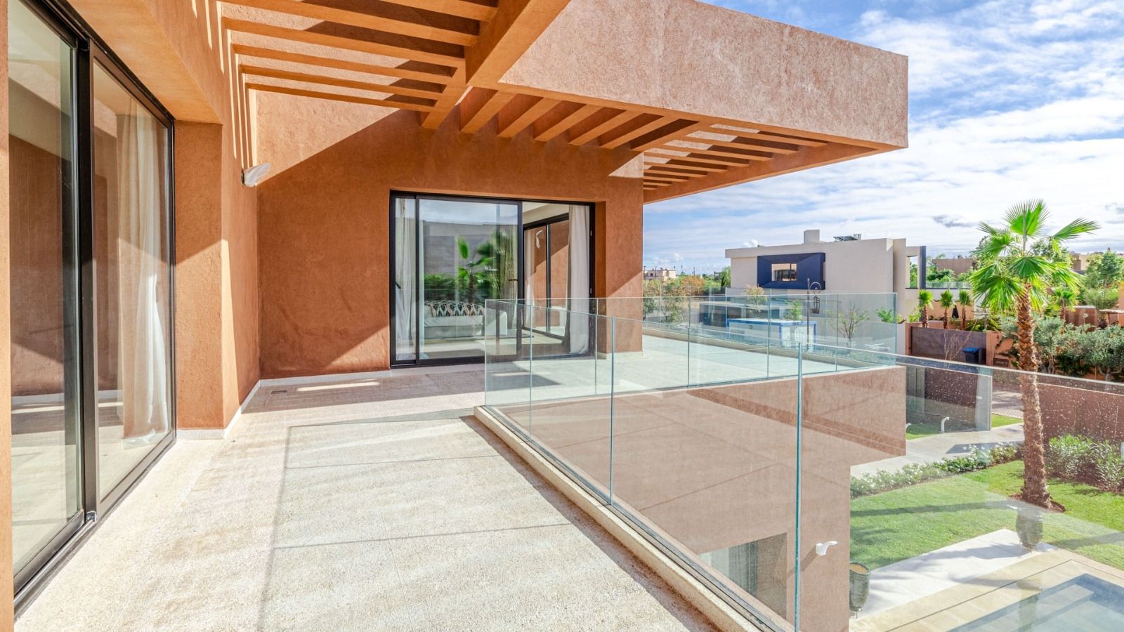 villa 6 Rooms for sale on Marrakech (40000)