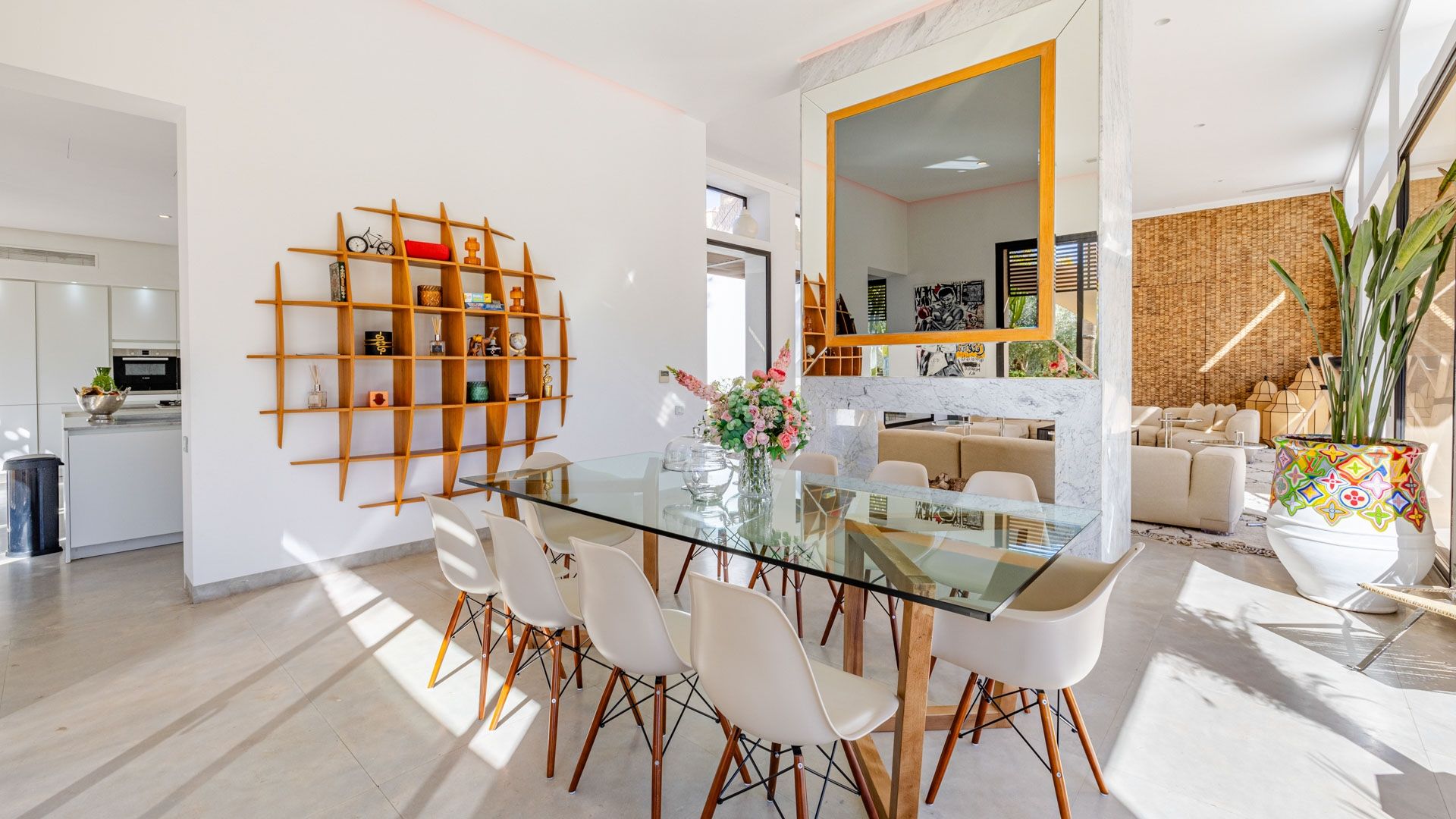 villa 8 Rooms for sale on Marrakech (40000)