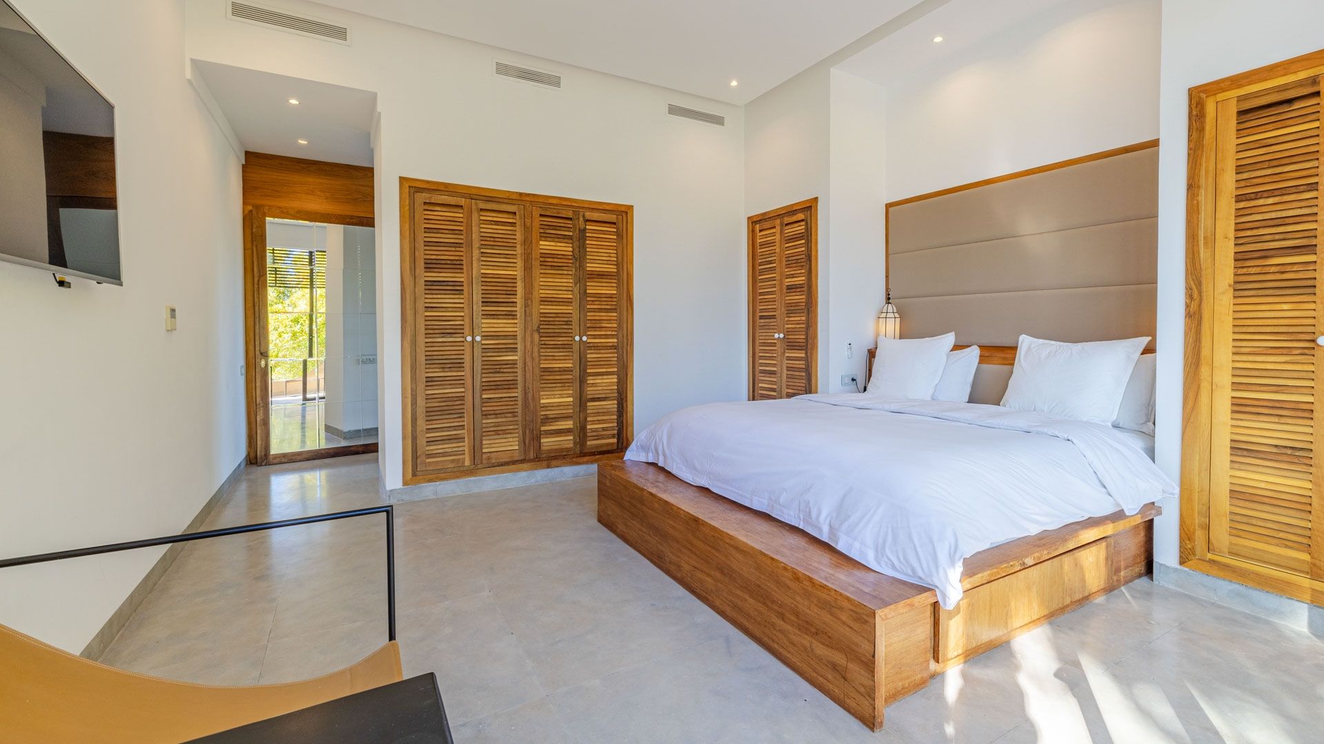 villa 8 Rooms for sale on Marrakech (40000)