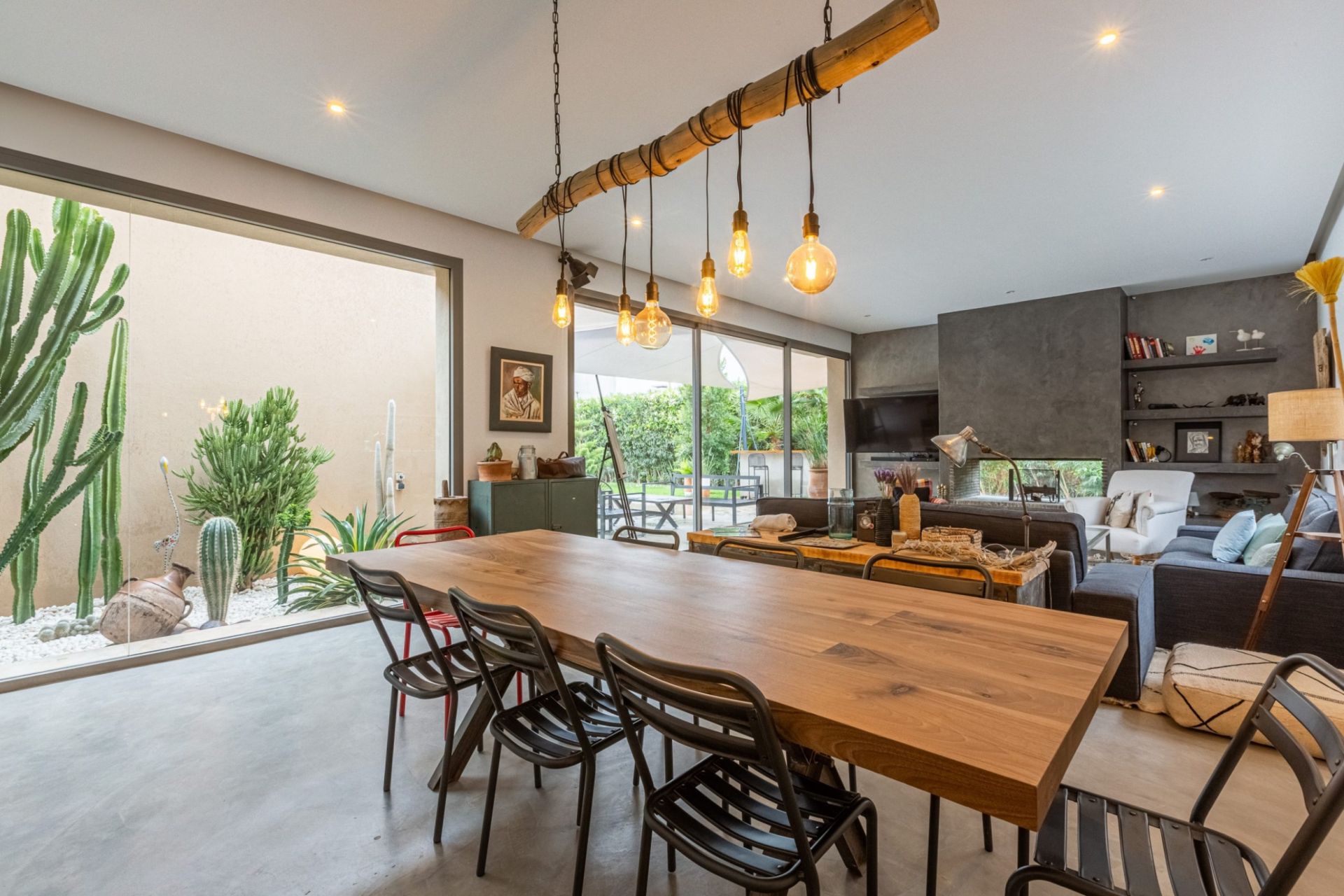 villa 6 Rooms for sale on Marrakech (40000)