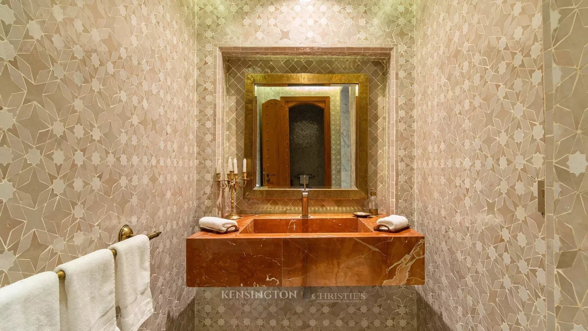 villa 8 Pièces en vente sur Marrakech (40000)