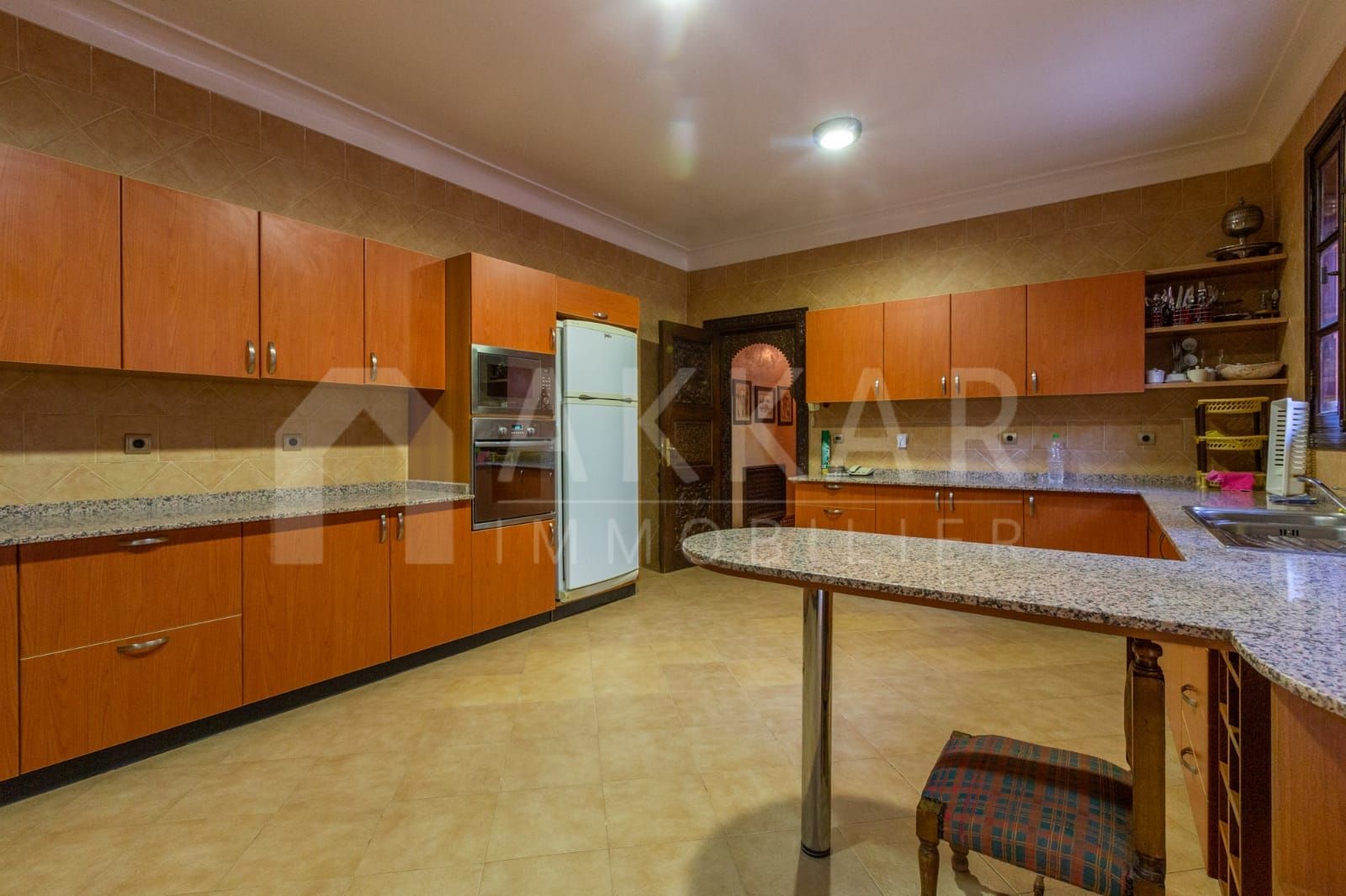 maison traditionnelle 8 Pièces en vente sur Marrakech (40000)