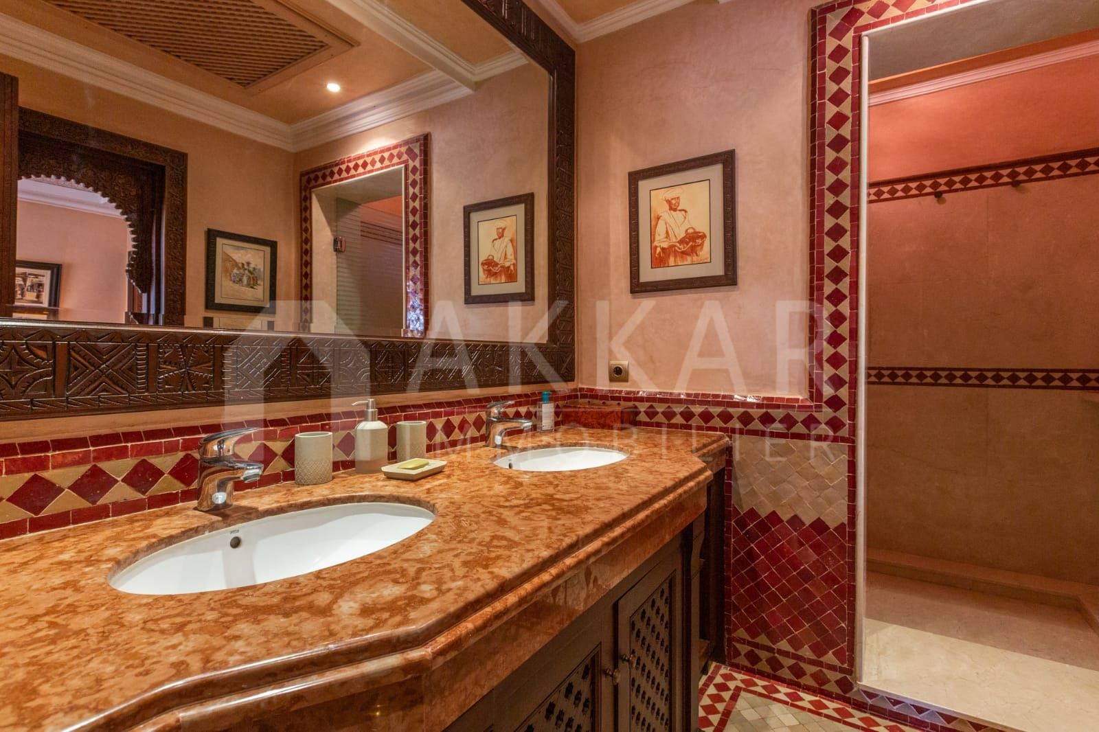 maison traditionnelle 8 Pièces en vente sur Marrakech (40000)