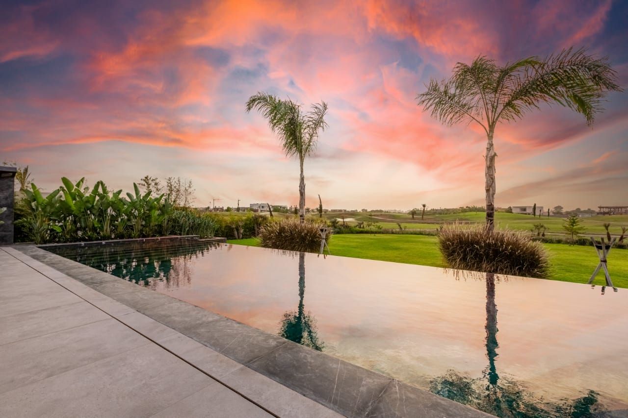 villa 8 Rooms for sale on Marrakech (40000)