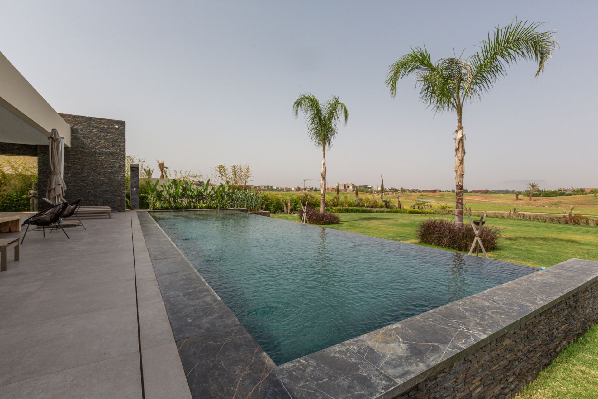 villa 8 Rooms for sale on Marrakech (40000)
