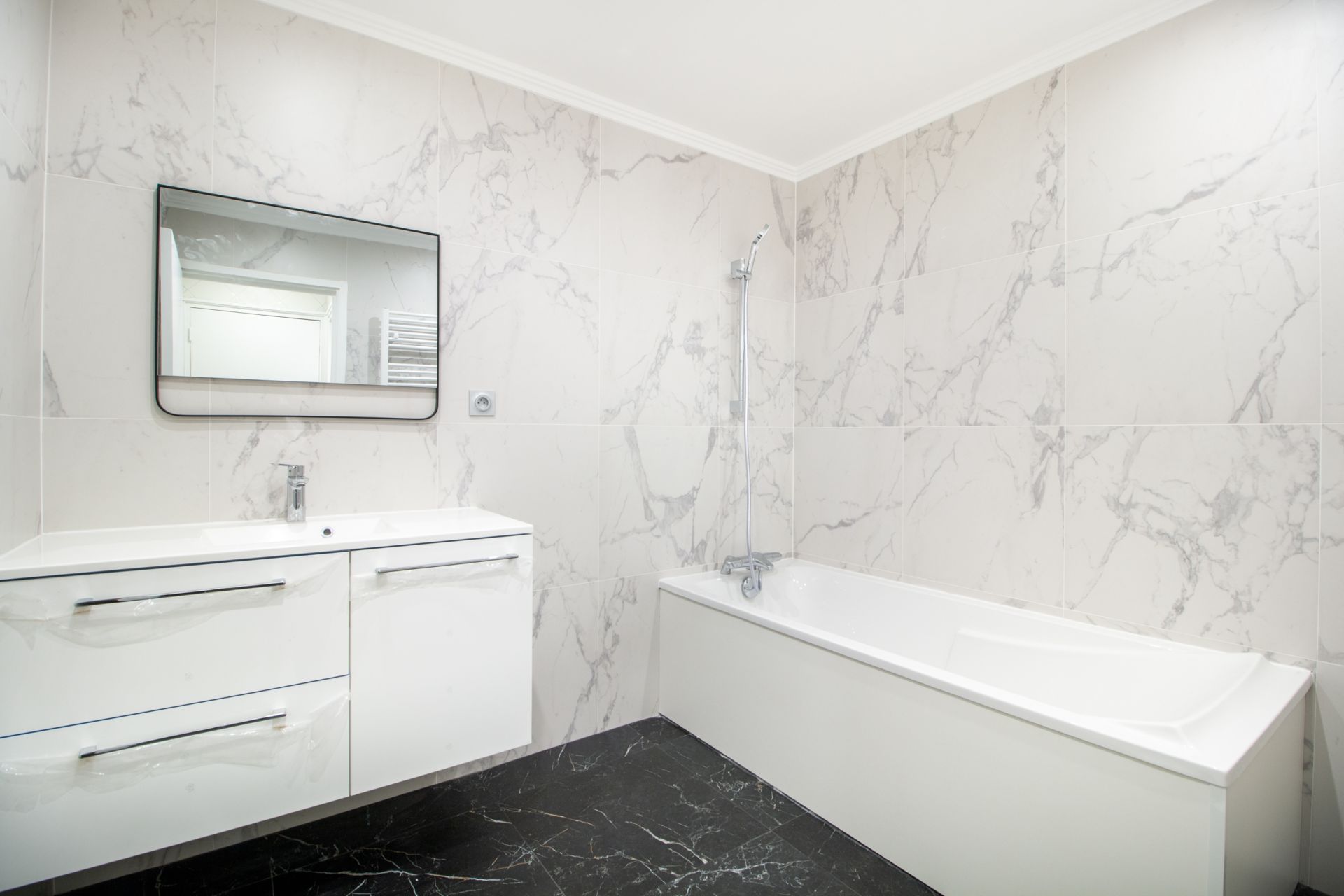 apartment 4 Rooms for sale on BOULOGNE BILLANCOURT (92100)