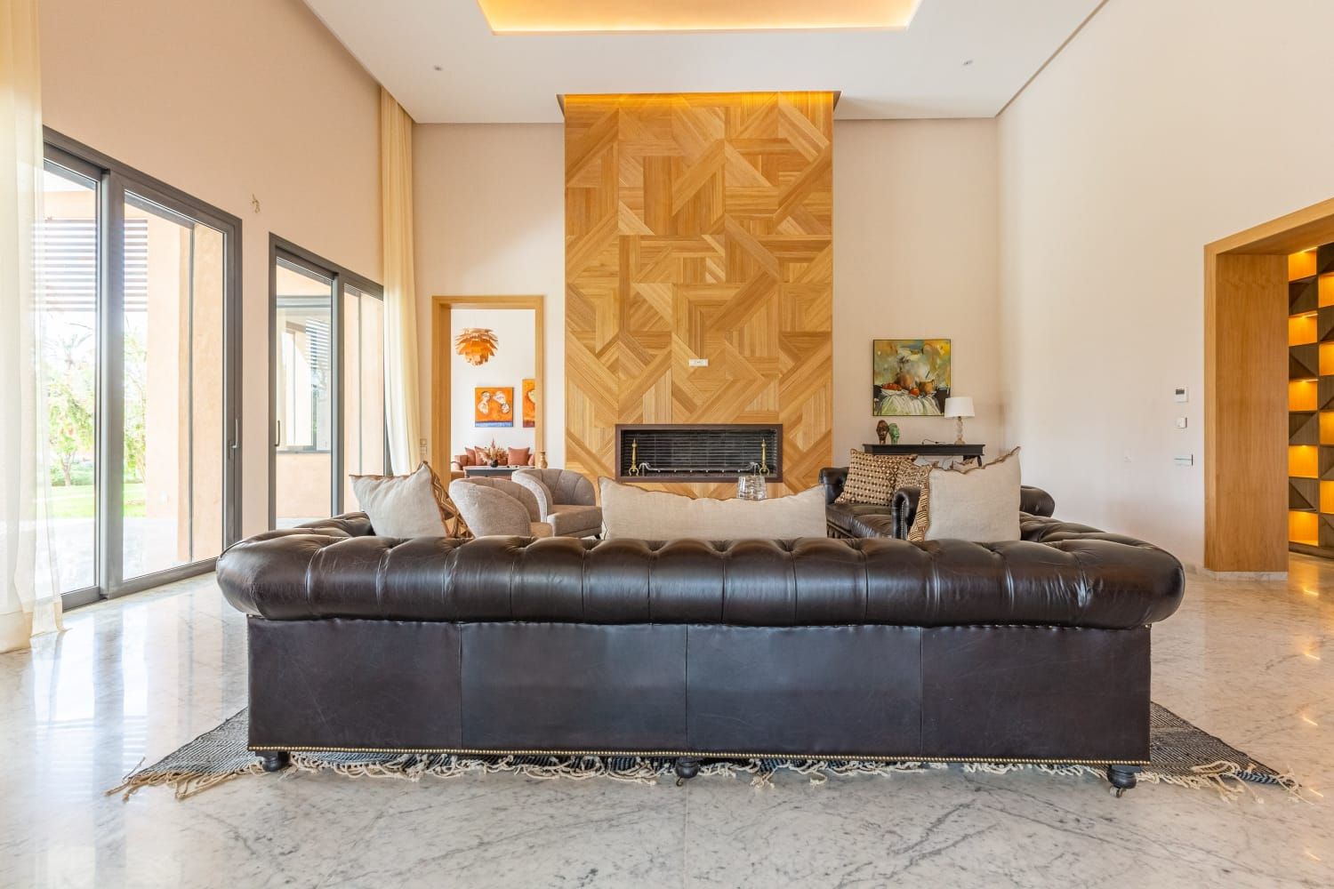 villa 8 Rooms for sale on Marrakech (40000)