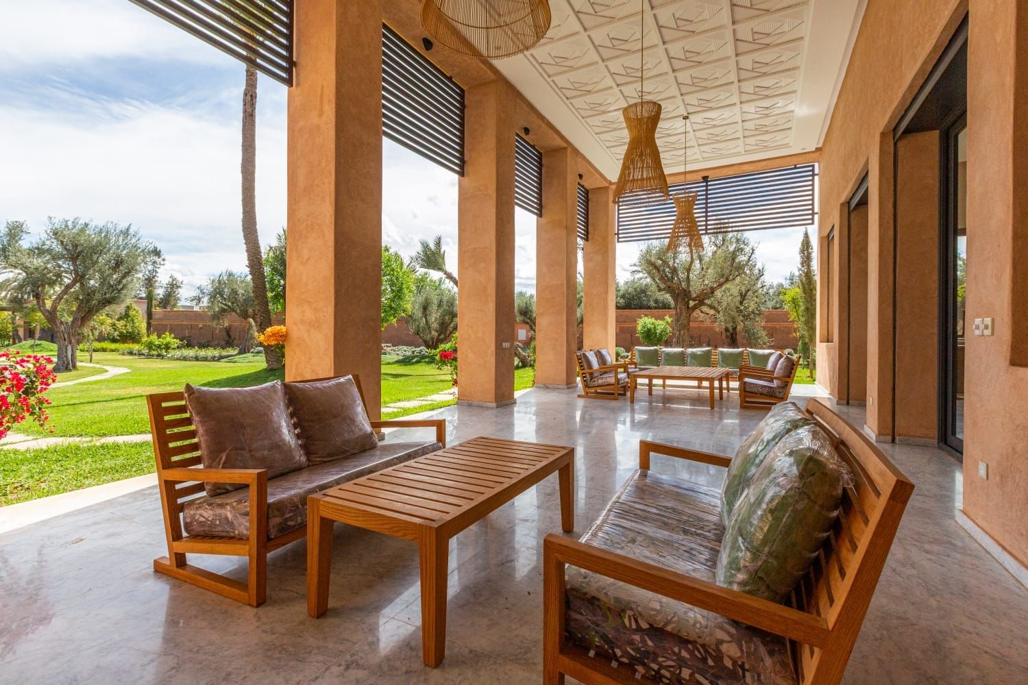 villa 8 Rooms for sale on Marrakech (40000)