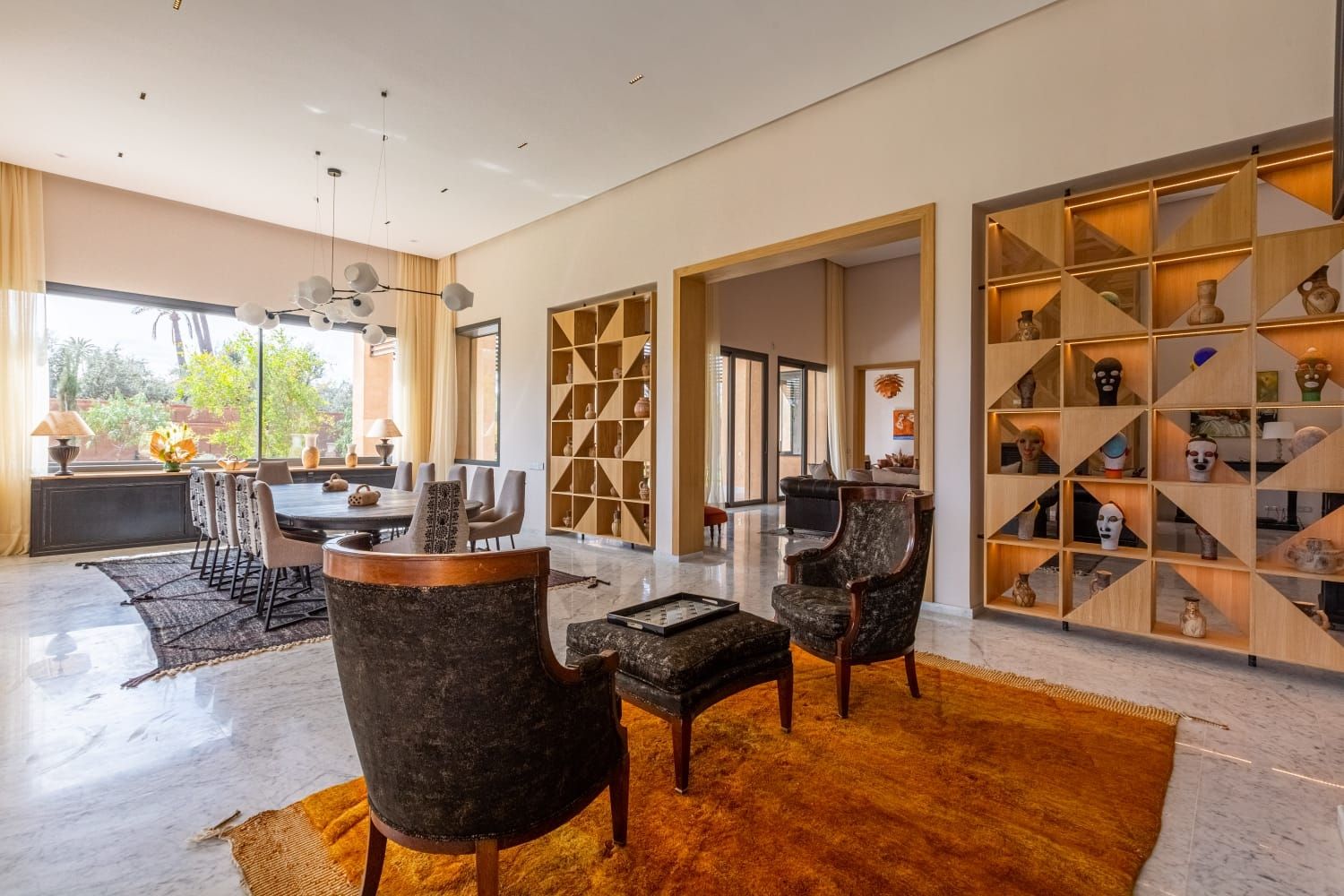 villa 8 Rooms for sale on Marrakech (40000)