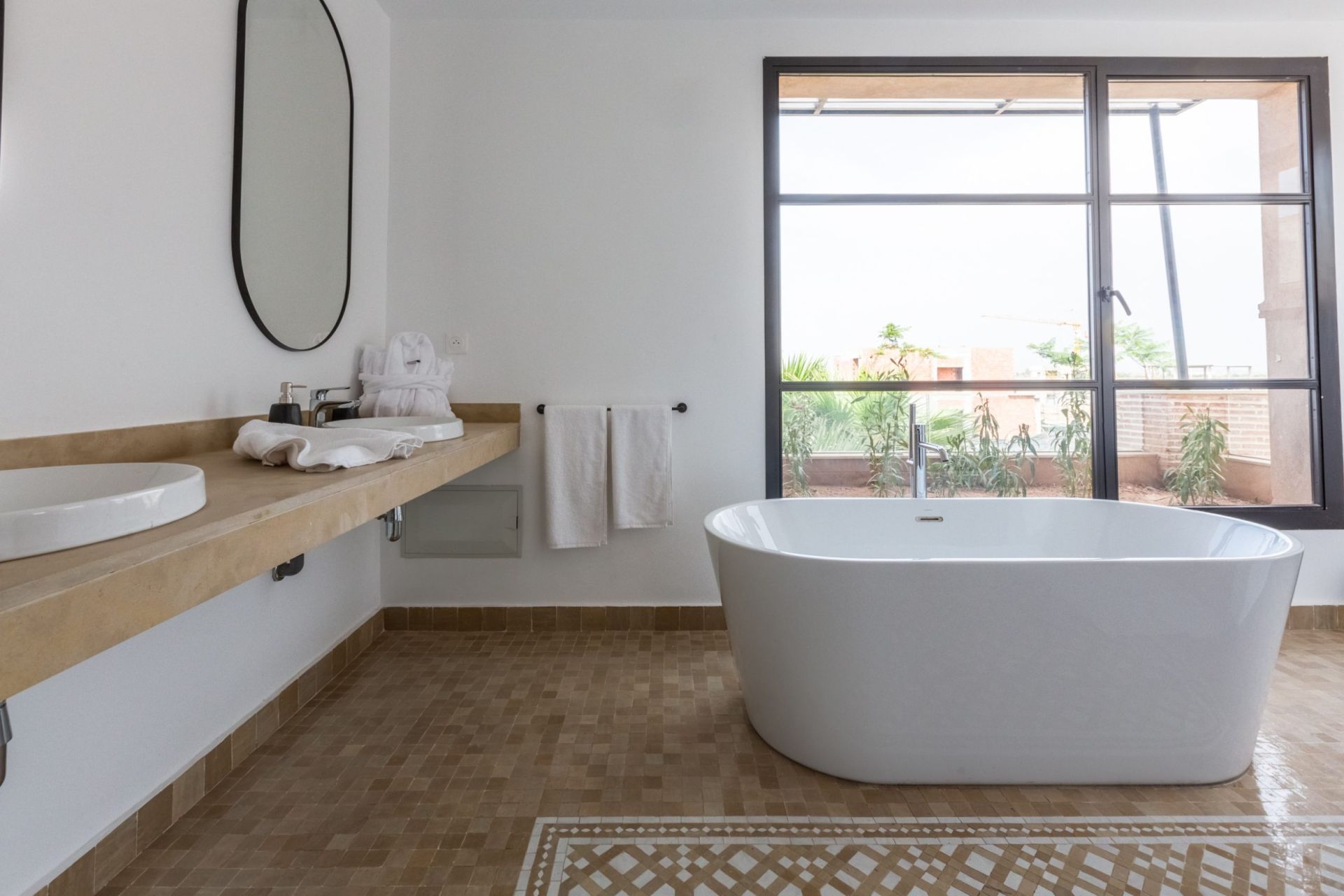 villa 10 Rooms for sale on Marrakech (40000)