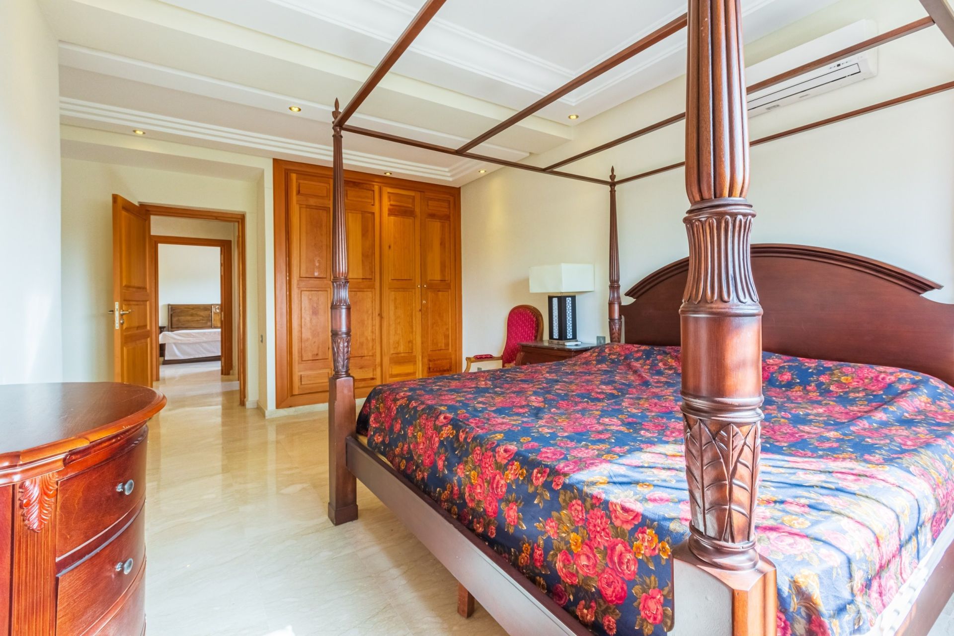 villa 9 Pièces en vente sur Marrakech (94140)